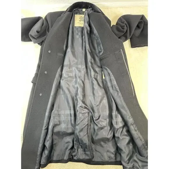Burberry London Men's 52 Black Wool Overcoat w/ Velvet Collar